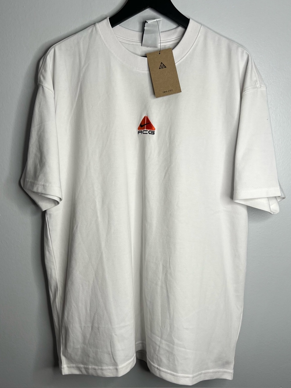 Nike ACG x Usal Project The End Of The Run Is Near T Shirt Mens Medium White NWT
